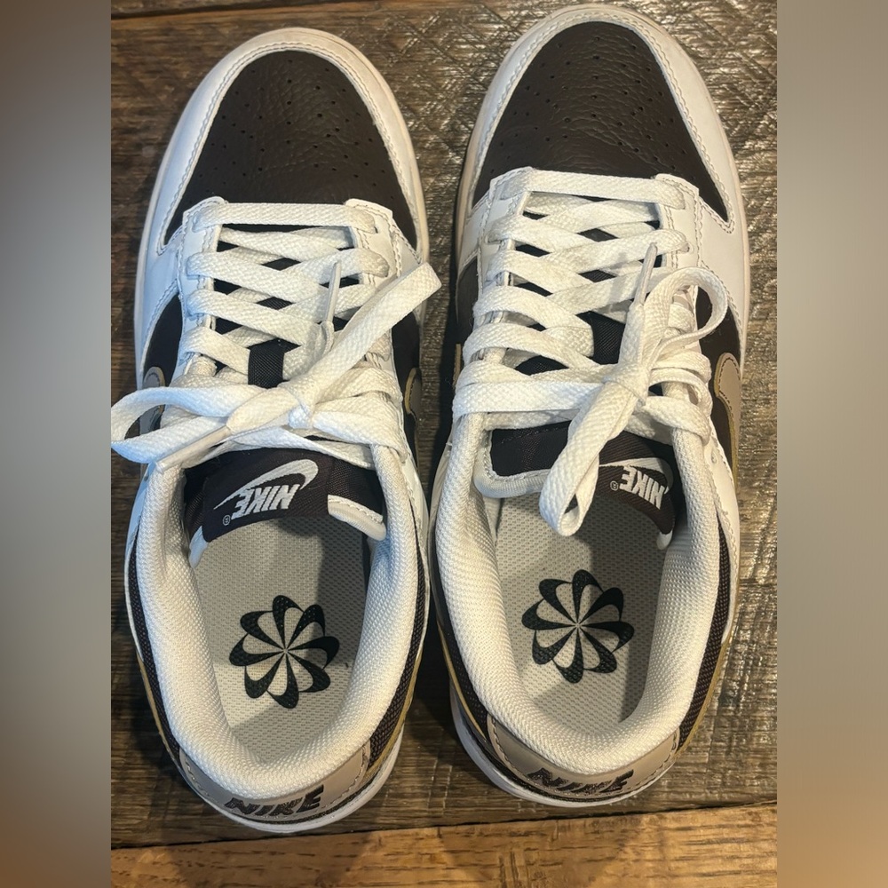 Big Boys size 5 Nike dunk low next nature